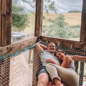 romantic valentines day getaway wales uk | glamping couples retreat