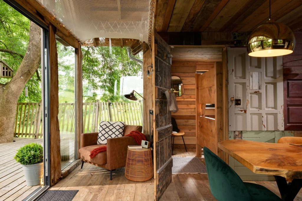 Prince Llewelyn Dining Area